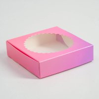 Коробка для печенья и пряников 115*115*30 мм розово-сиреневая  с окном