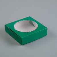 Коробка для печенья и пряников 115*115*30 мм темно-зеленая с окном